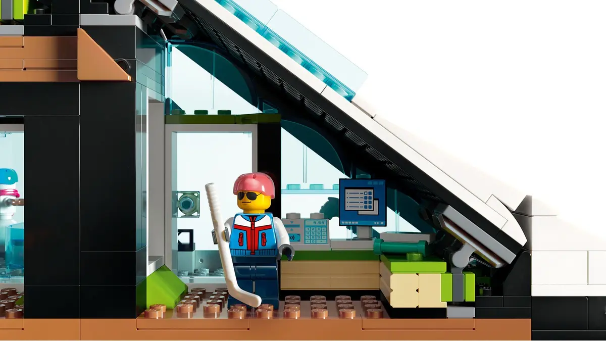 LEGO City 60366 Ski and Climbing Centre set, image 8