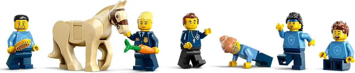 LEGO City 60372 Police Training Academy set, image 3