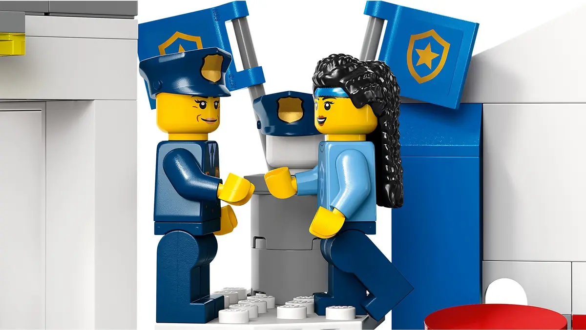LEGO City 60372 Police Training Academy set, image 10