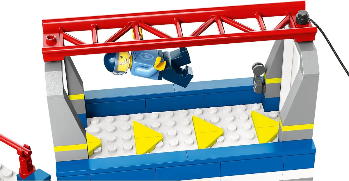 LEGO City 60372 Police Training Academy set, image 12