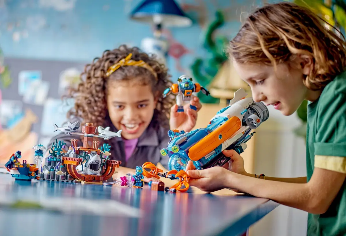 LEGO City 60379 Deep-Sea Explorer Submarine set, image 4