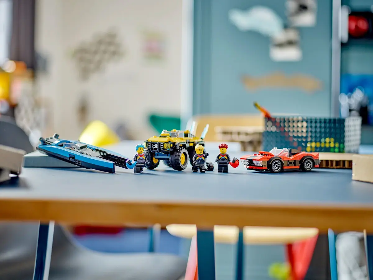 LEGO City 60395 Combo Race Pack set, image 9