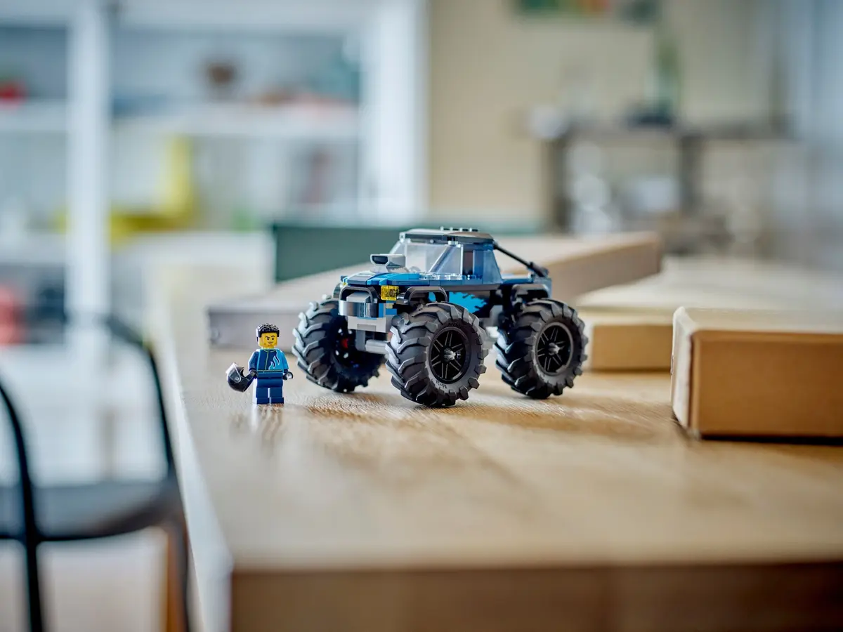 LEGO City 60402 Monster Truck set, image 8