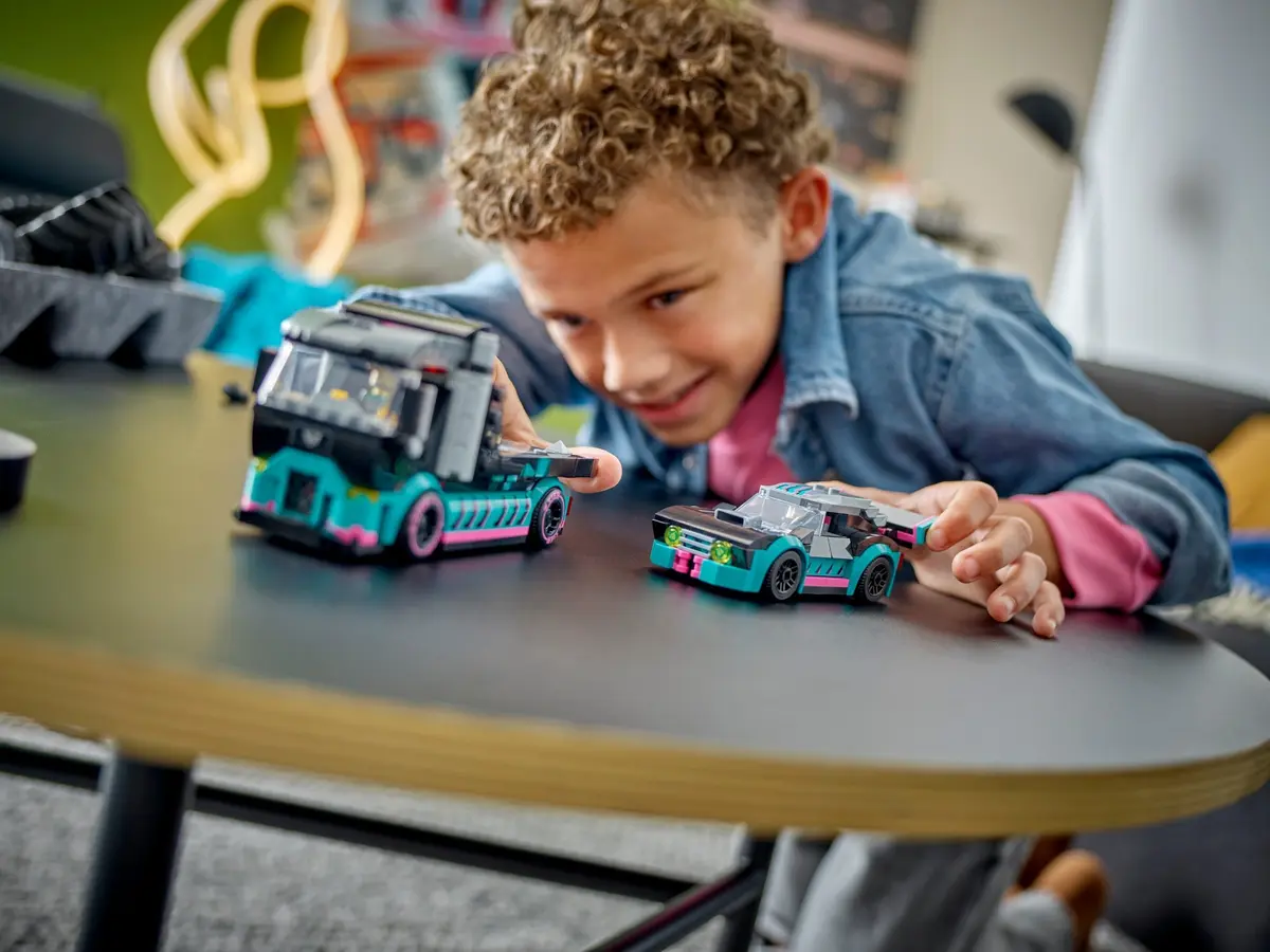 LEGO City 60406 Race Car and Car Carrier Truck set, image 10