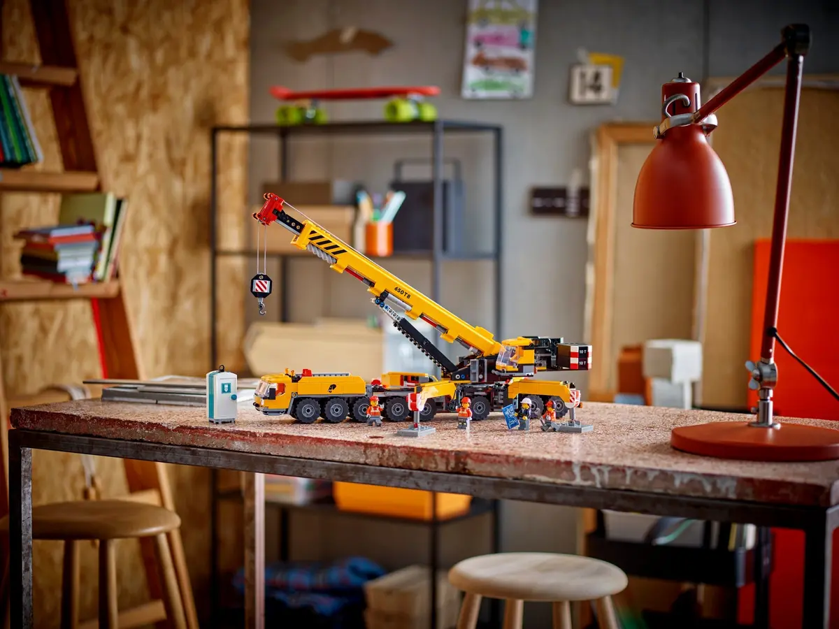 LEGO City 60409 Mobile Construction Crane set, image 11