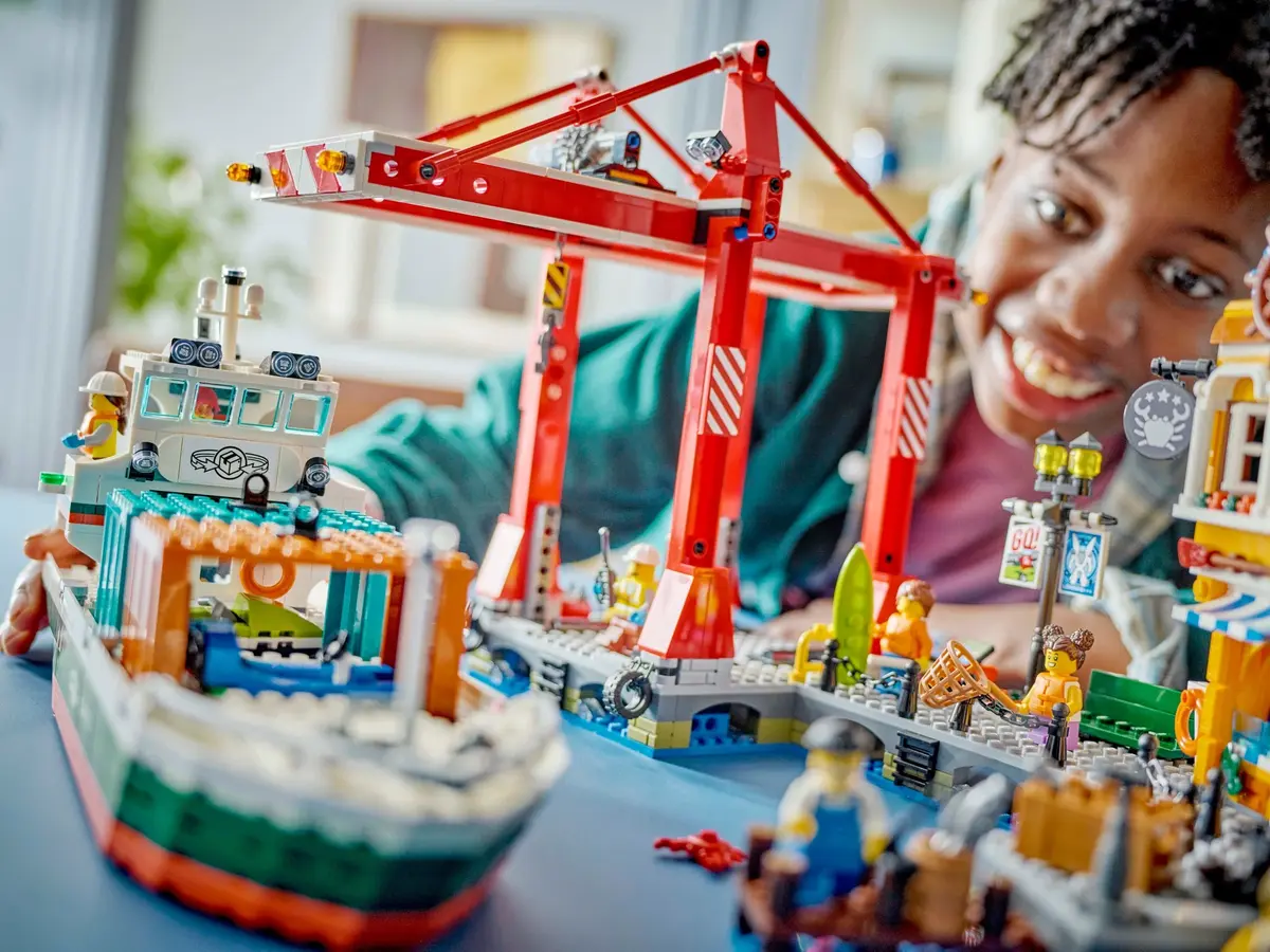 LEGO City 60422 Harbour set, image 10