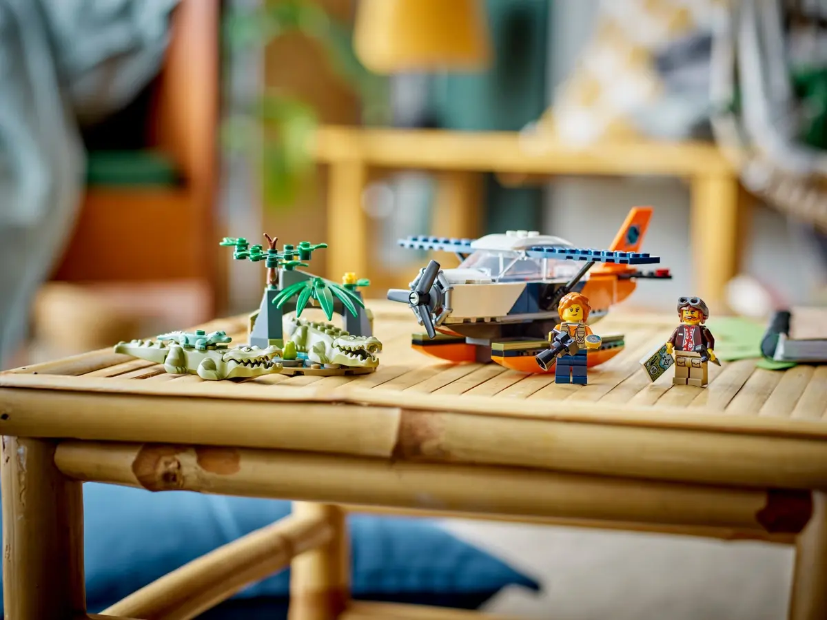 LEGO City 60425 Jungle Explorer Water Plane set, image 9