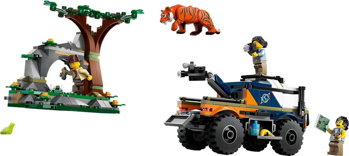 LEGO City 60426 Jungle Explorer Truck set, image 2