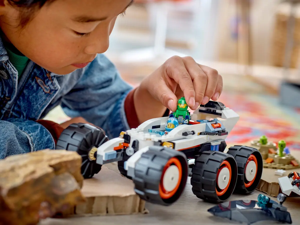 LEGO City 60431 Space Explorer Rover and Alien Life set, image 8