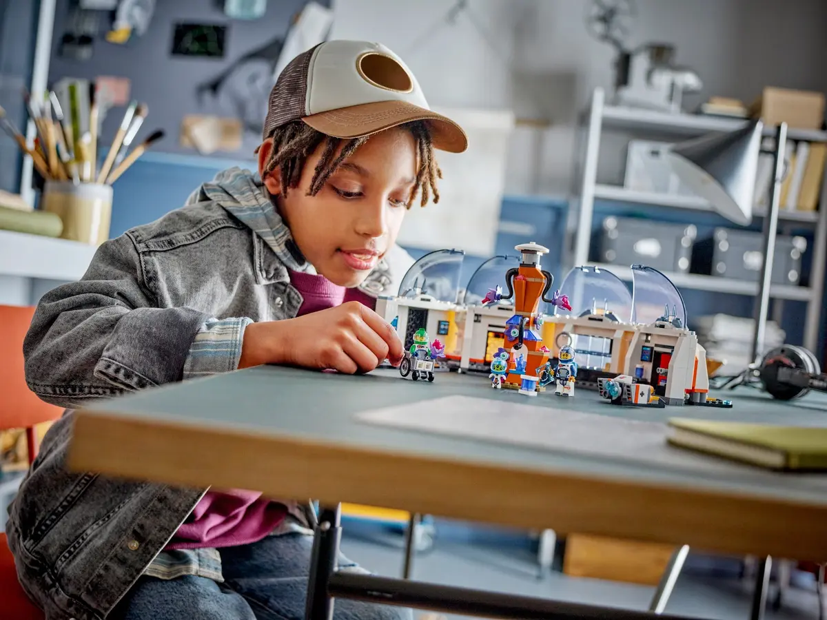 LEGO City 60439 Space Science Lab set, image 10