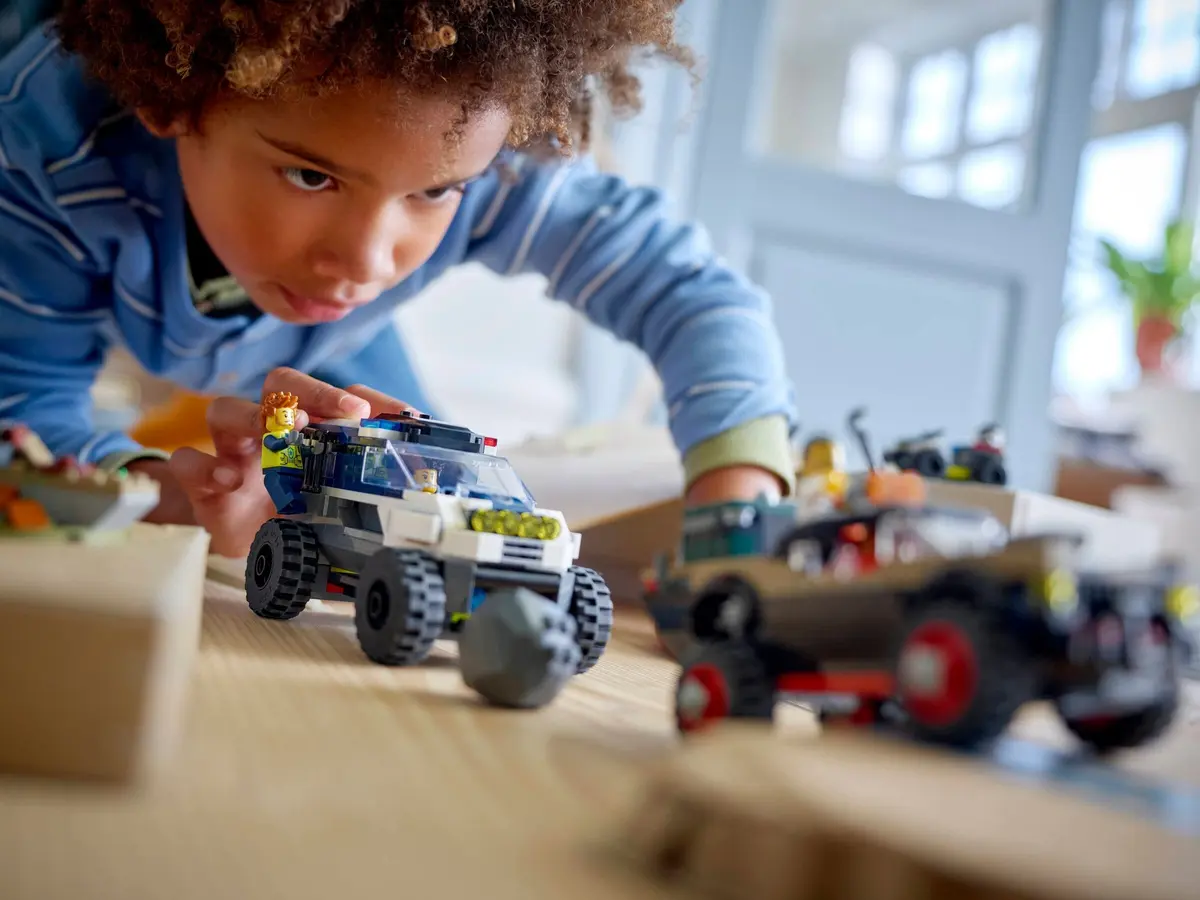 LEGO City 60449 Off-Road Police Car Chase set, image 4