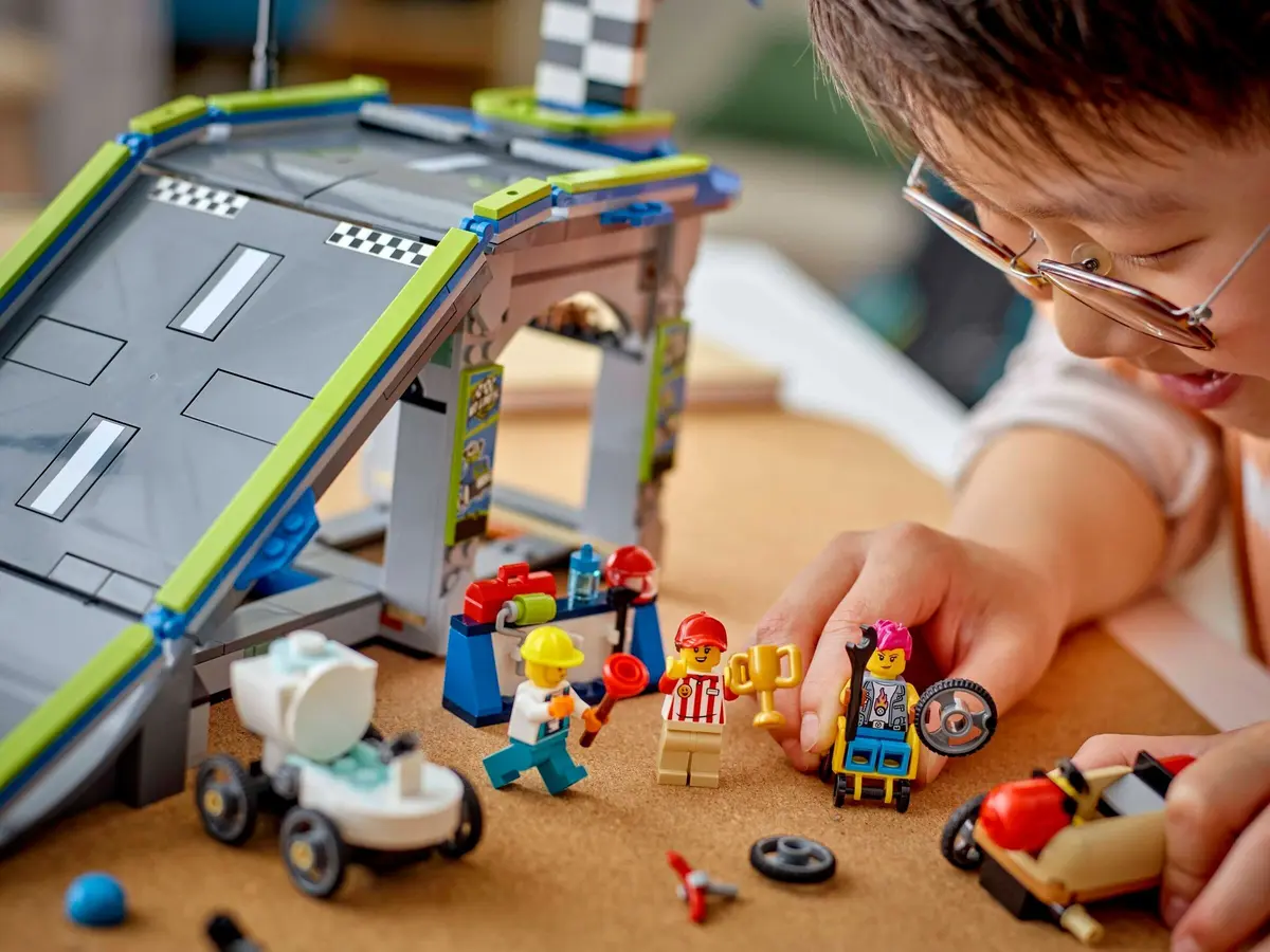 LEGO City 60460 No Limits: Race Car Ramp Track set, image 4
