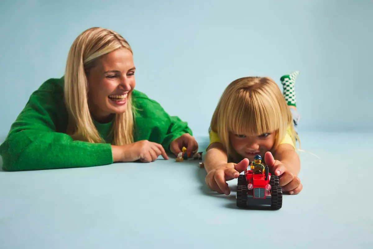 LEGO City 60461 Tractor with Trailer set, image 5