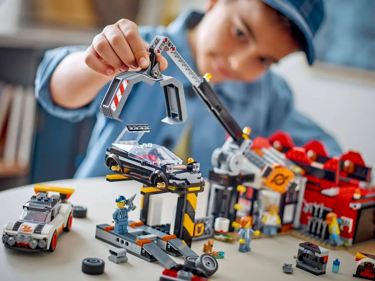 LEGO City 60472 Scrapyard set, image 5