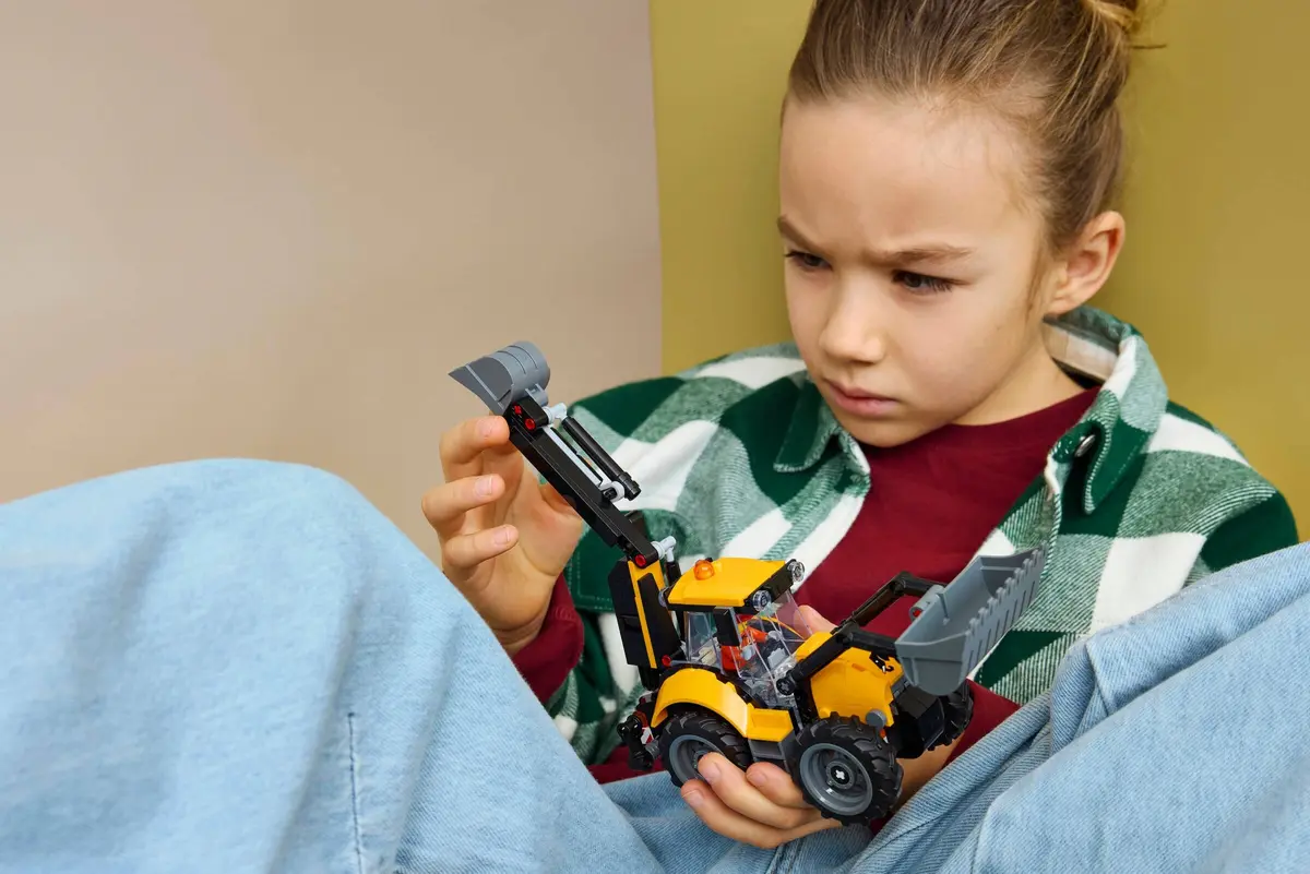 LEGO City 60480 Backhoe Loader set, image 6