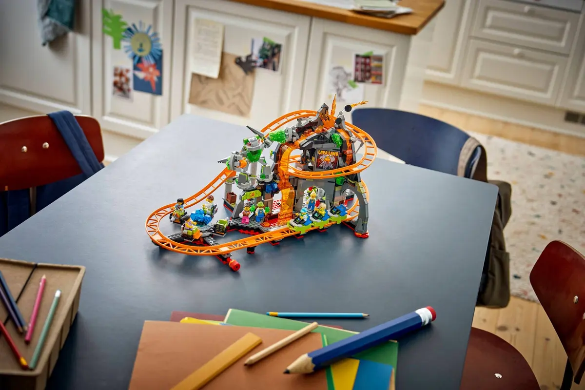 LEGO City 60501 Lava Land set, image 9