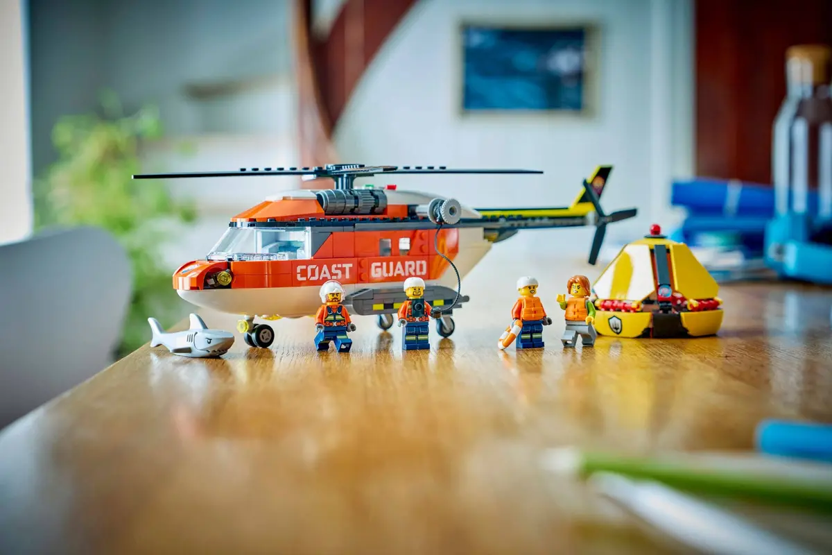 LEGO City 60503 Coast Guard Helicopter set, image 7