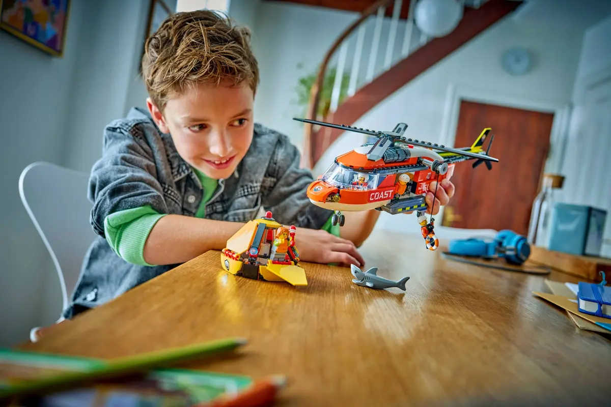 LEGO City 60503 Coast Guard Helicopter set, image 6