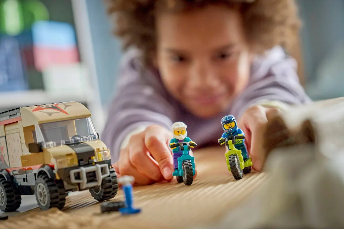 LEGO City 60512 Mountain Bike Adventure Van set, image 6