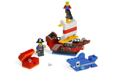 LEGO Bricks and More 6192 Pirate Building Set set, image 2