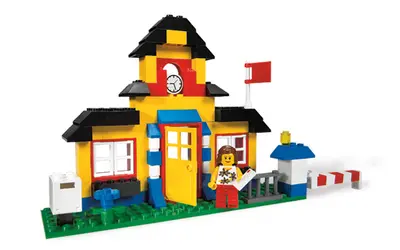 LEGO Bricks and More 6194 My LEGO Town set, image 5
