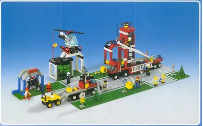 LEGO Town 6464 Super Rescue Complex set