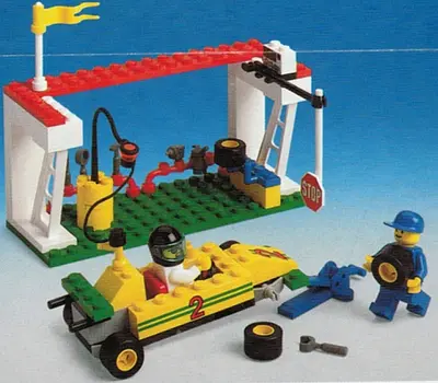 LEGO Town 6467 Power Pitstop set