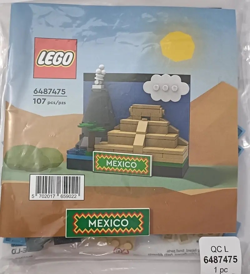 LEGO Promotional 6487475 Mexico Postcard set