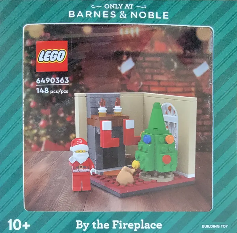 LEGO Seasonal 6490363 By the Fireplace set
