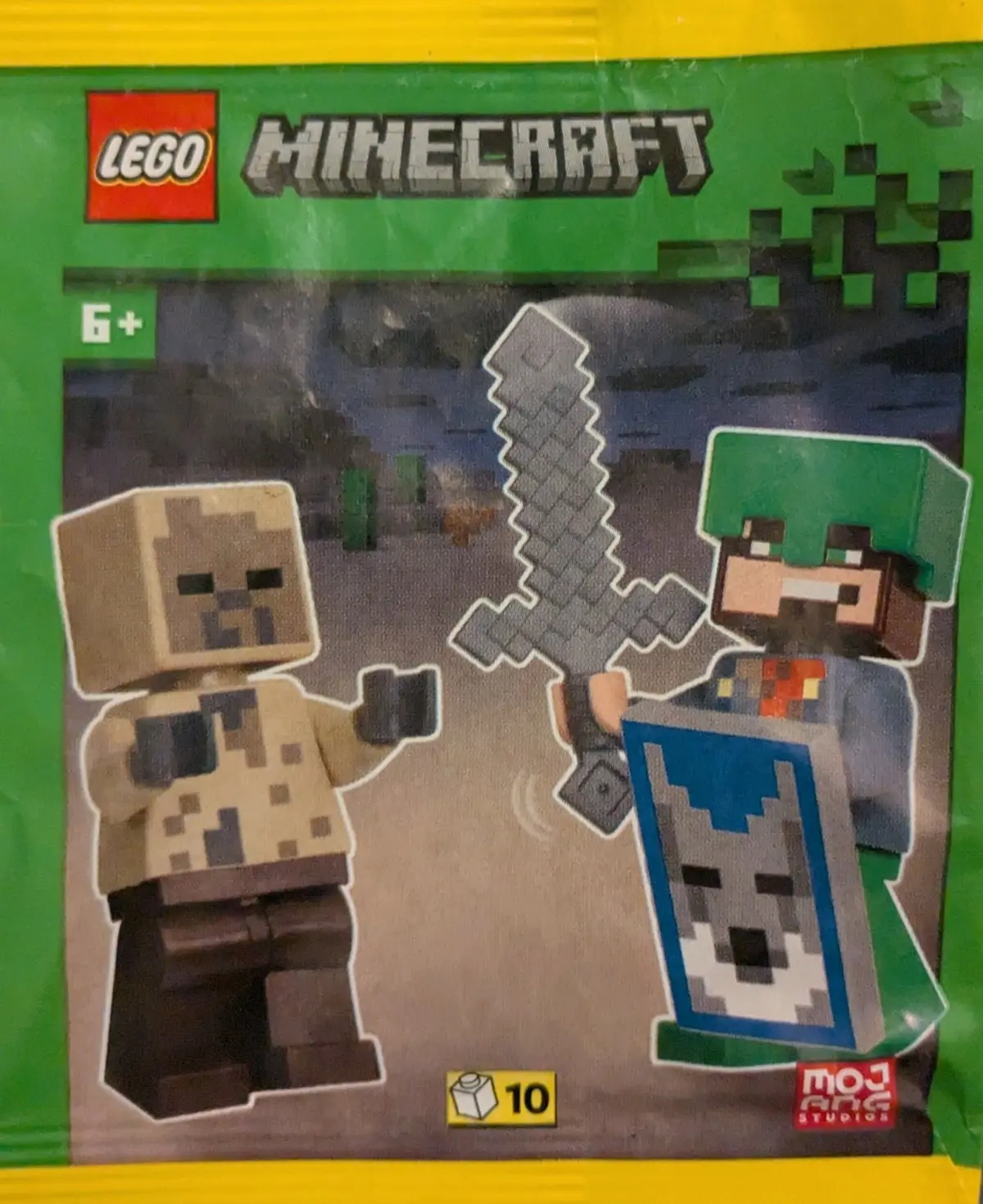 LEGO Minecraft 662511 Hero with Husk set