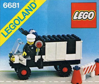 LEGO Town 6681 Police Van set