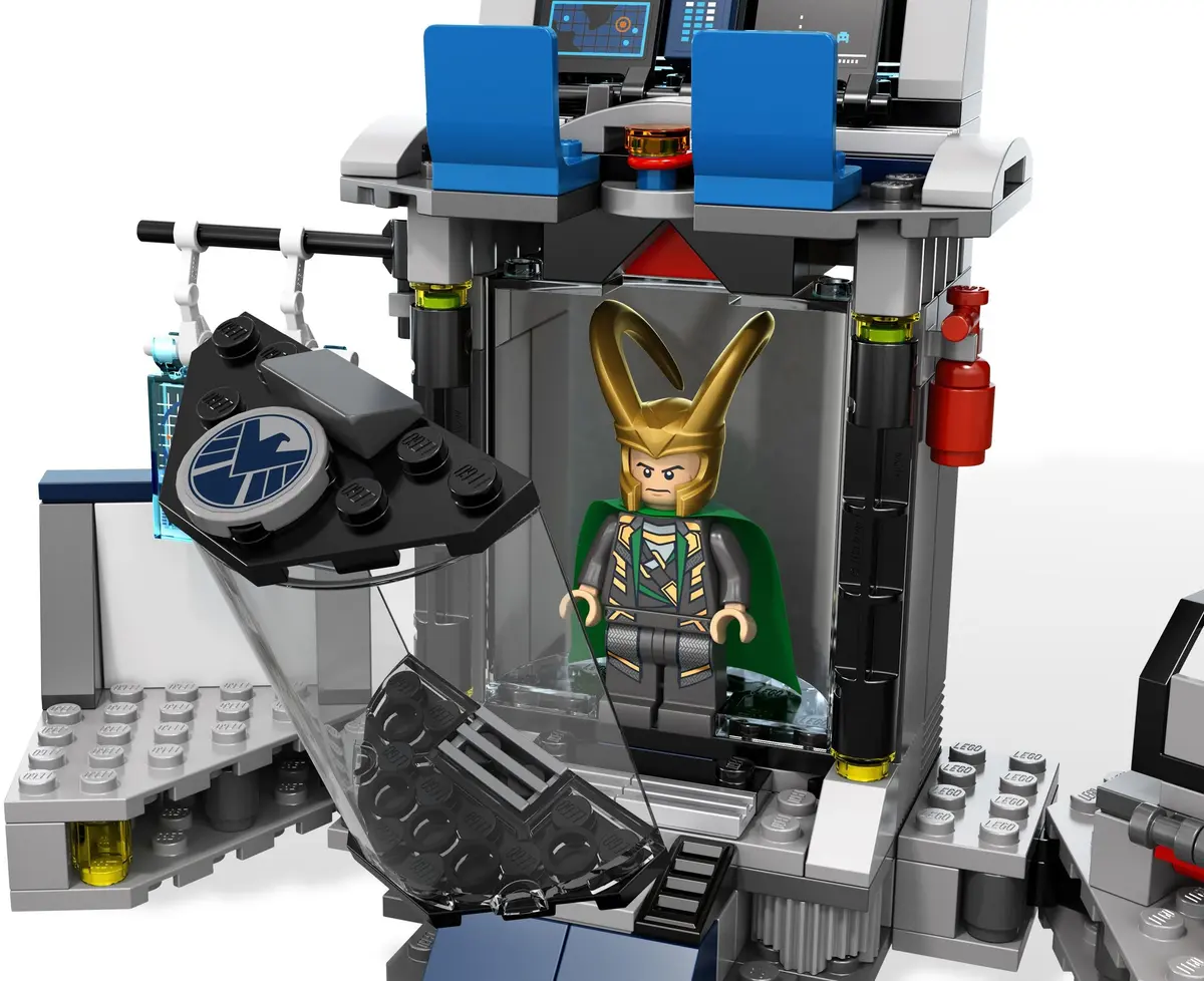 LEGO Marvel Super Heroes 6868 Hulk's Helicarrier Breakout set, image 4