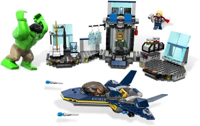 LEGO Marvel Super Heroes 6868 Hulk's Helicarrier Breakout set