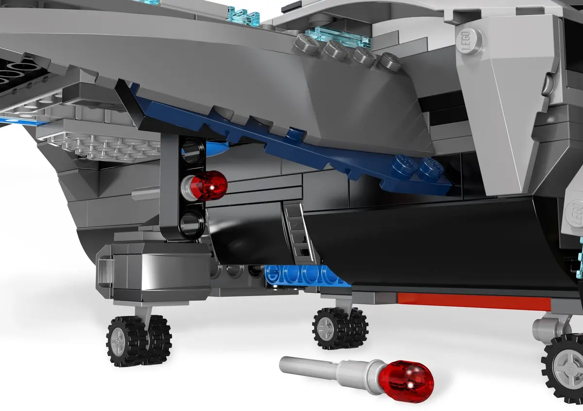 LEGO Marvel Super Heroes 6869 Quinjet Aerial Battle set, image 7