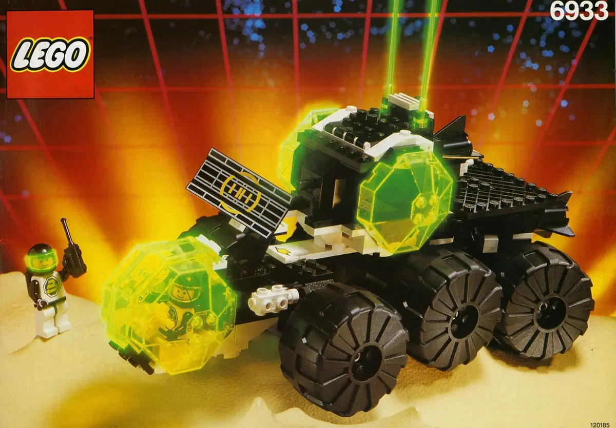 LEGO Space 6933 Spectral Starguider set