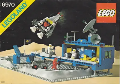 LEGO Space 6970 Beta I Command Base set