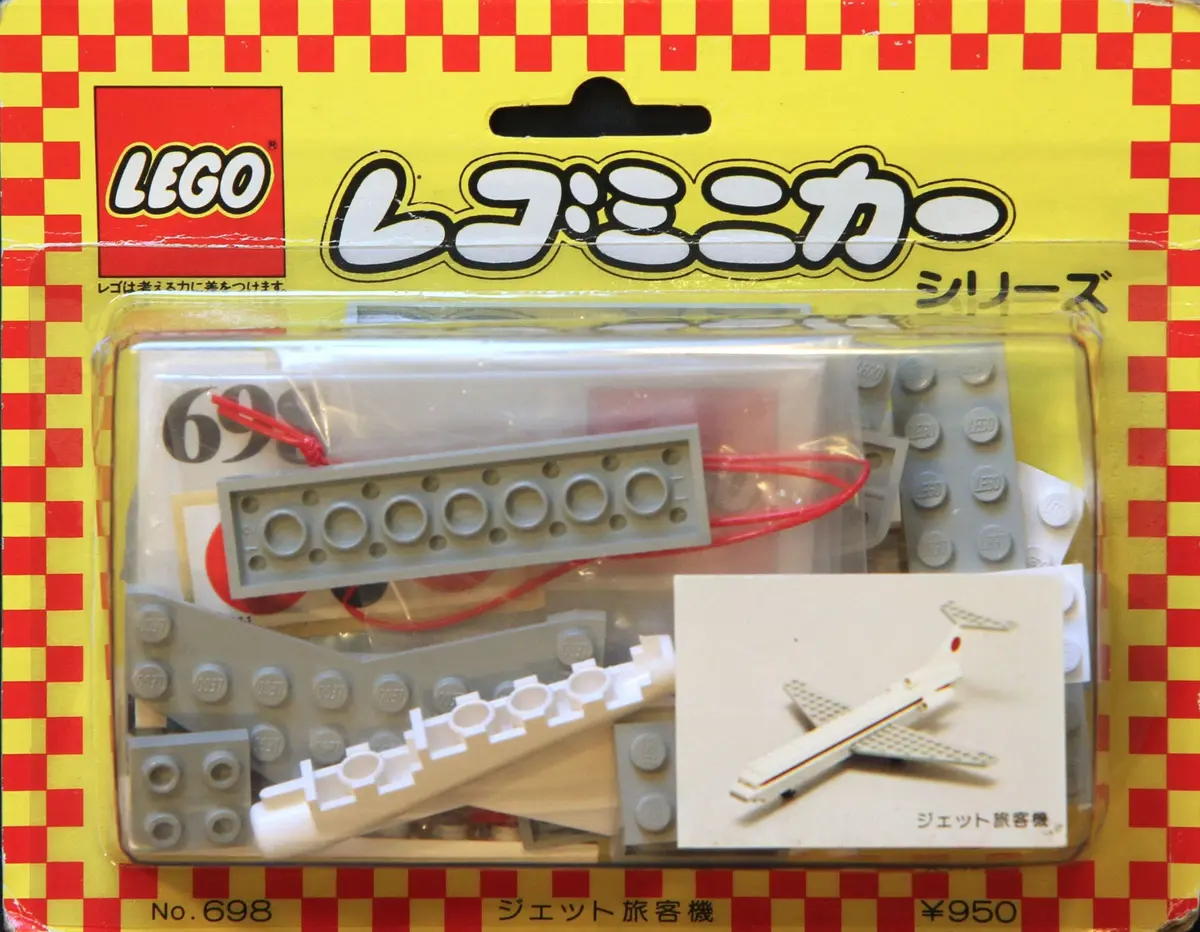 LEGO LEGOLAND 698 Boeing Aeroplane set, image 2