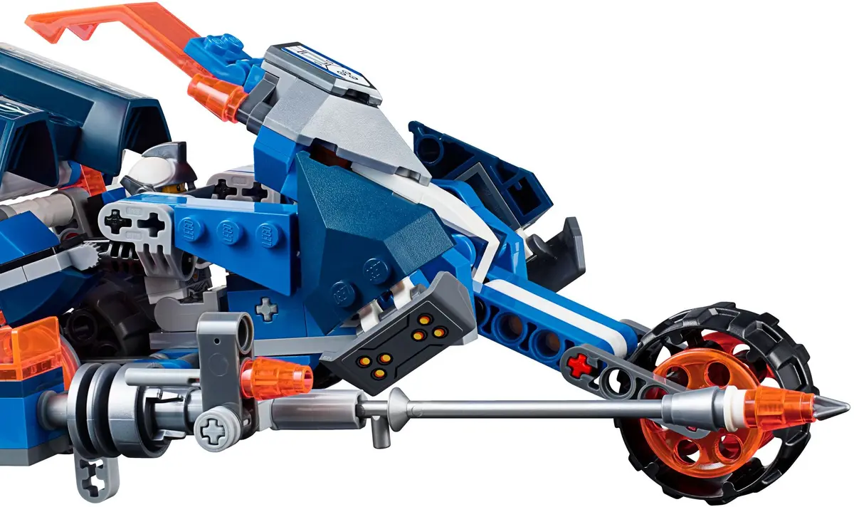 LEGO NEXO KNIGHTS 70312 Lance's Mecha Horse set, image 9