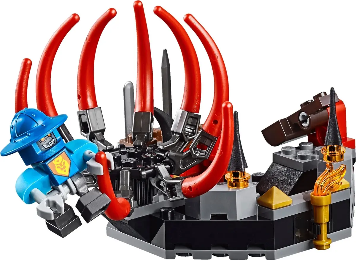 LEGO NEXO KNIGHTS 70326 The Black Knight Mech set, image 12