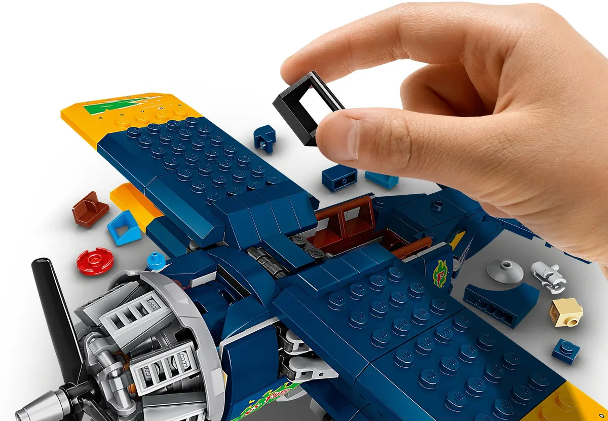 LEGO Hidden Side 70429 El Fuego's Stunt Plane set, image 6