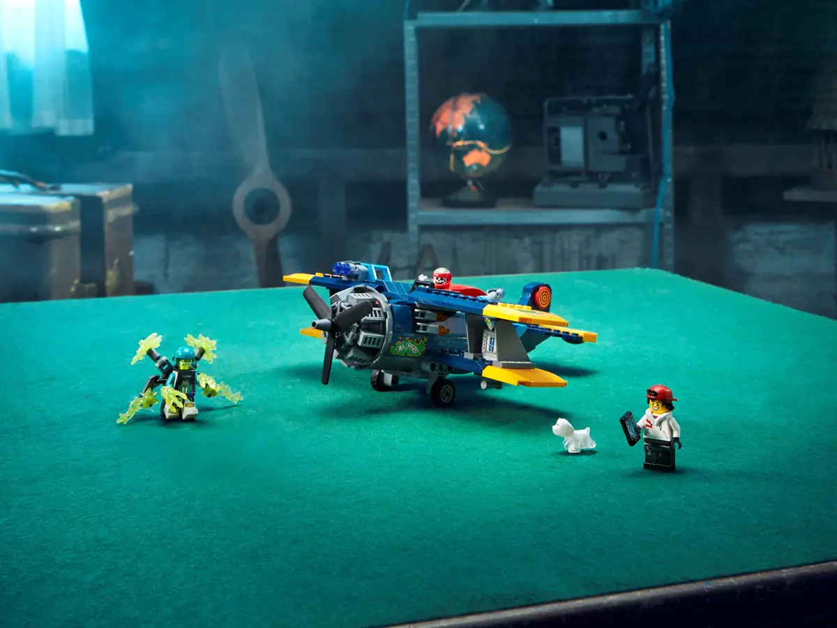 LEGO Hidden Side 70429 El Fuego's Stunt Plane set, image 7