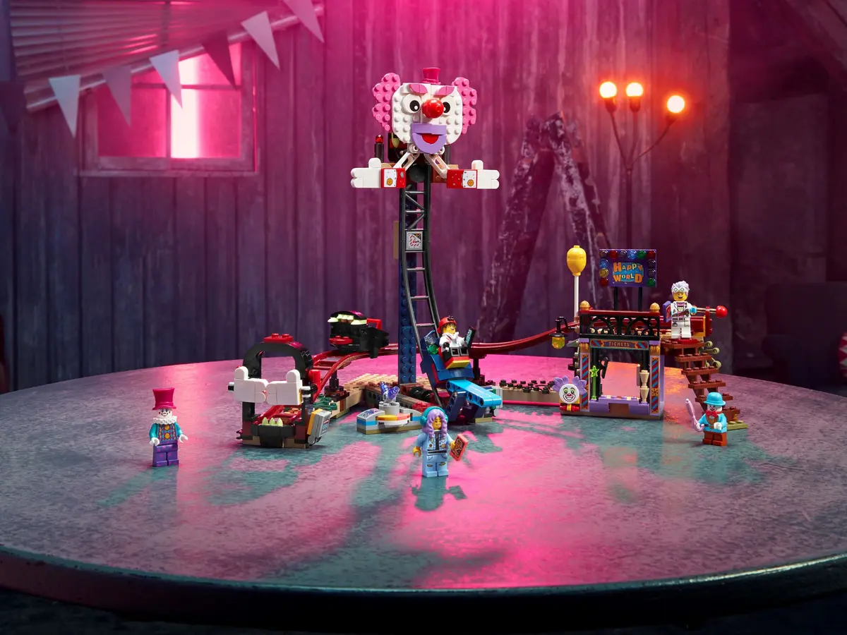 LEGO Hidden Side 70432 Haunted Fairground set, image 3
