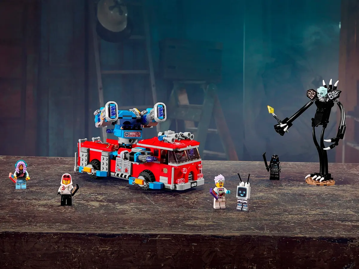 LEGO Hidden Side 70436 Phantom Fire Truck 3000 set, image 5