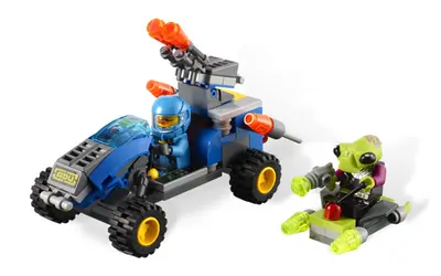 LEGO Space 7050 Alien Defender set, image 2