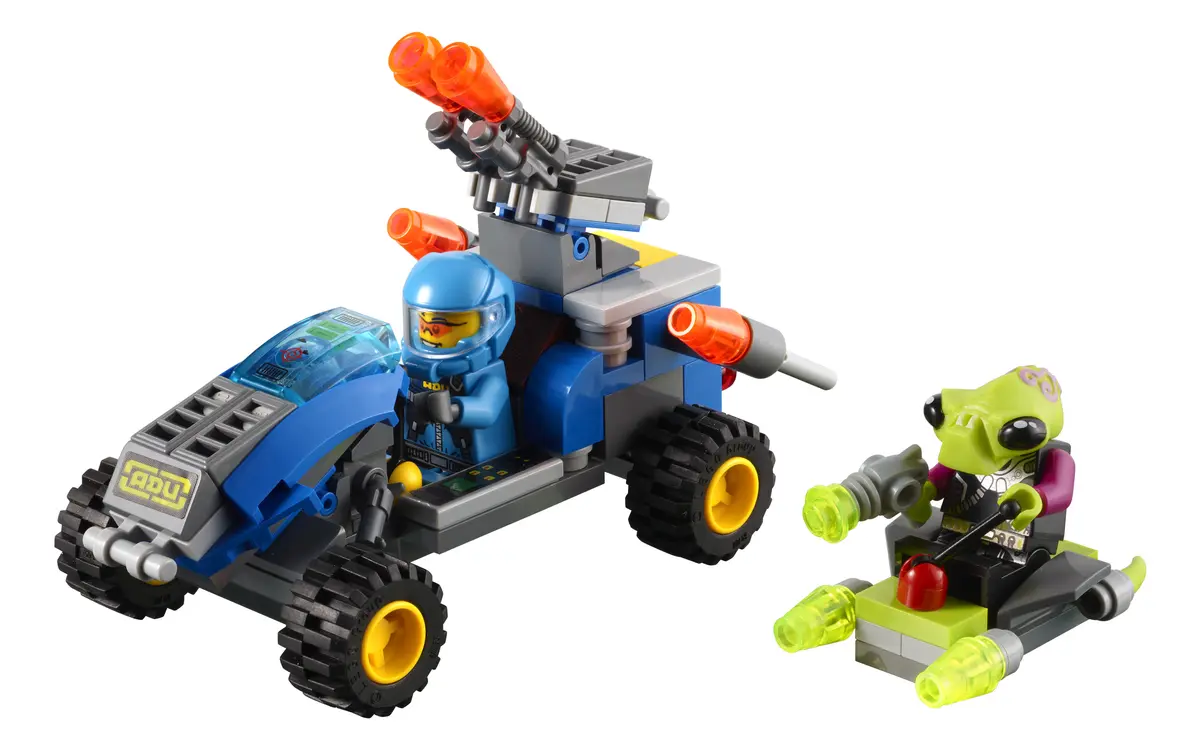 LEGO Space 7050 Alien Defender set, image 3