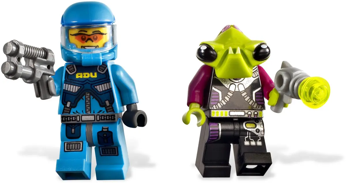 LEGO Space 7050 Alien Defender set, image 9