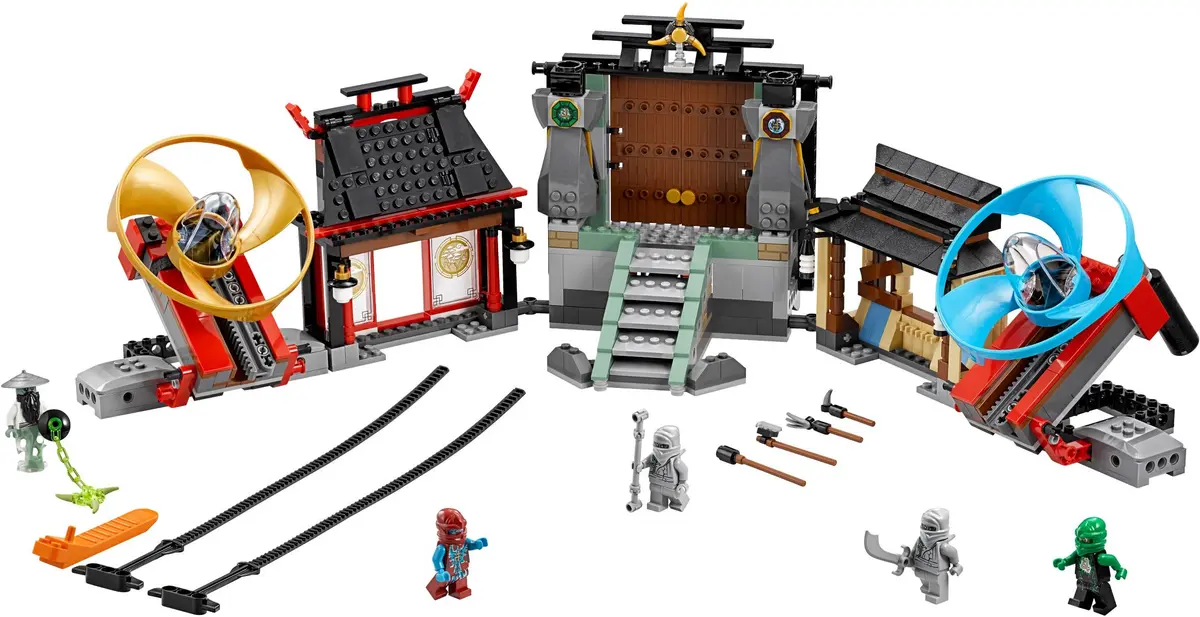 LEGO Ninjago 70590 Airjitzu Battle Grounds set