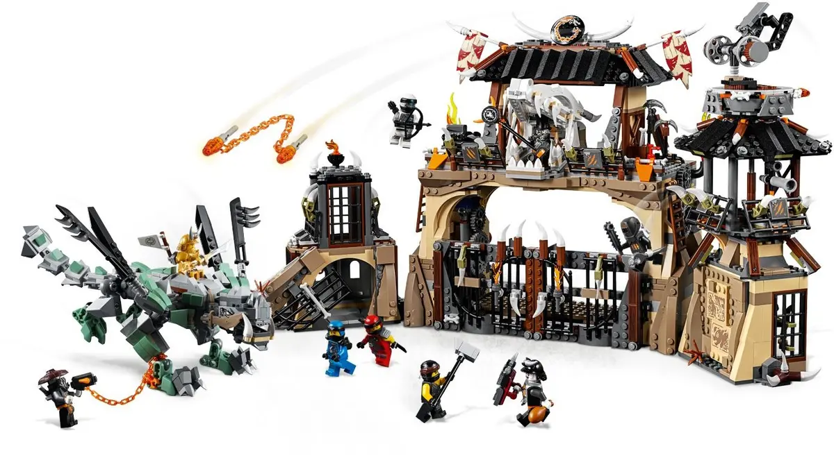 LEGO Ninjago 70655 Dragon Pit set, image 3