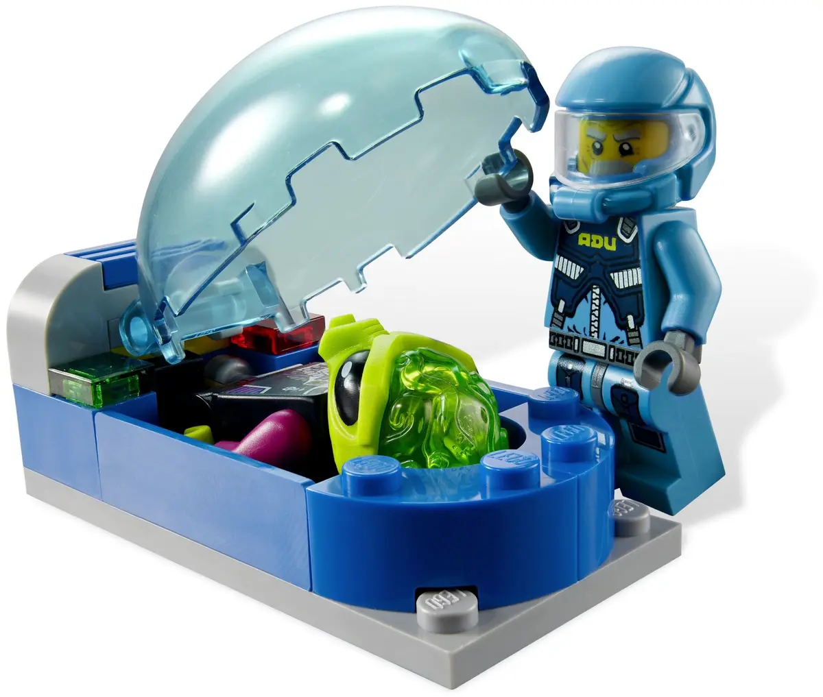 LEGO Space 7066 Earth Defense HQ set, image 14
