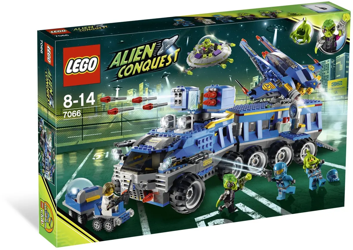 LEGO Space 7066 Earth Defense HQ set, image 11